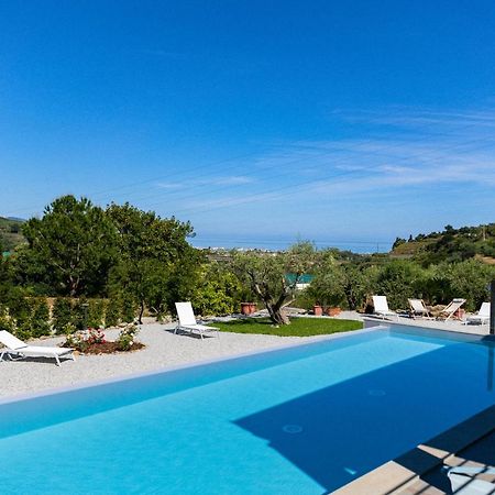 Bioagriturismo Antica Sena Milici ภายนอก รูปภาพ