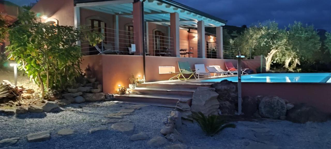 Bioagriturismo Antica Sena Milici ภายนอก รูปภาพ