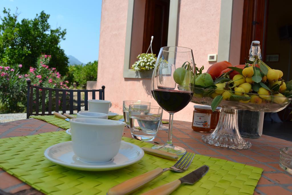 Bioagriturismo Antica Sena Milici ภายนอก รูปภาพ