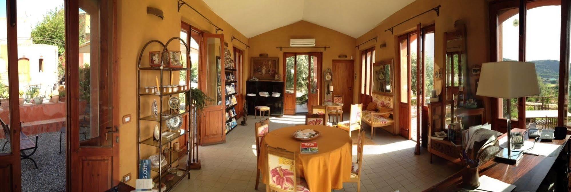 Bioagriturismo Antica Sena Milici ภายนอก รูปภาพ